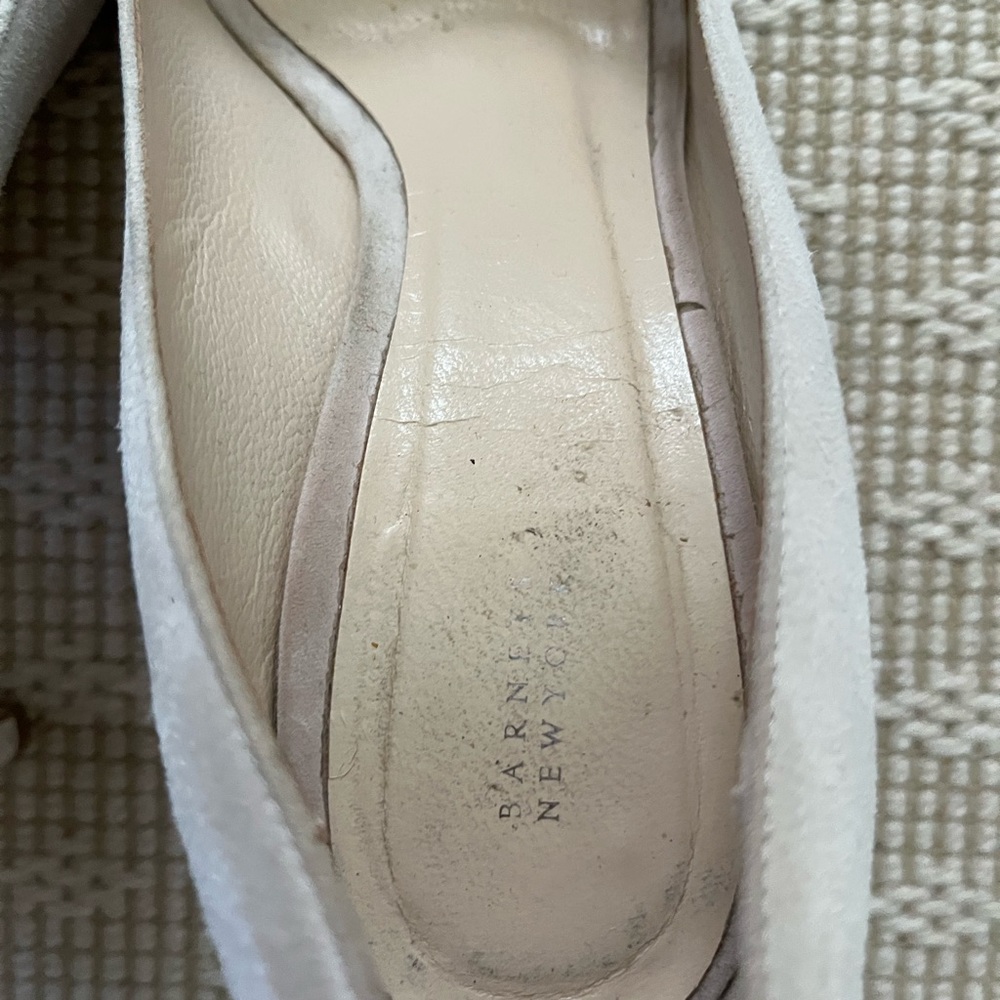 Barneys New York Suede Pointy Toe Pumps - Picture 5 of 11
